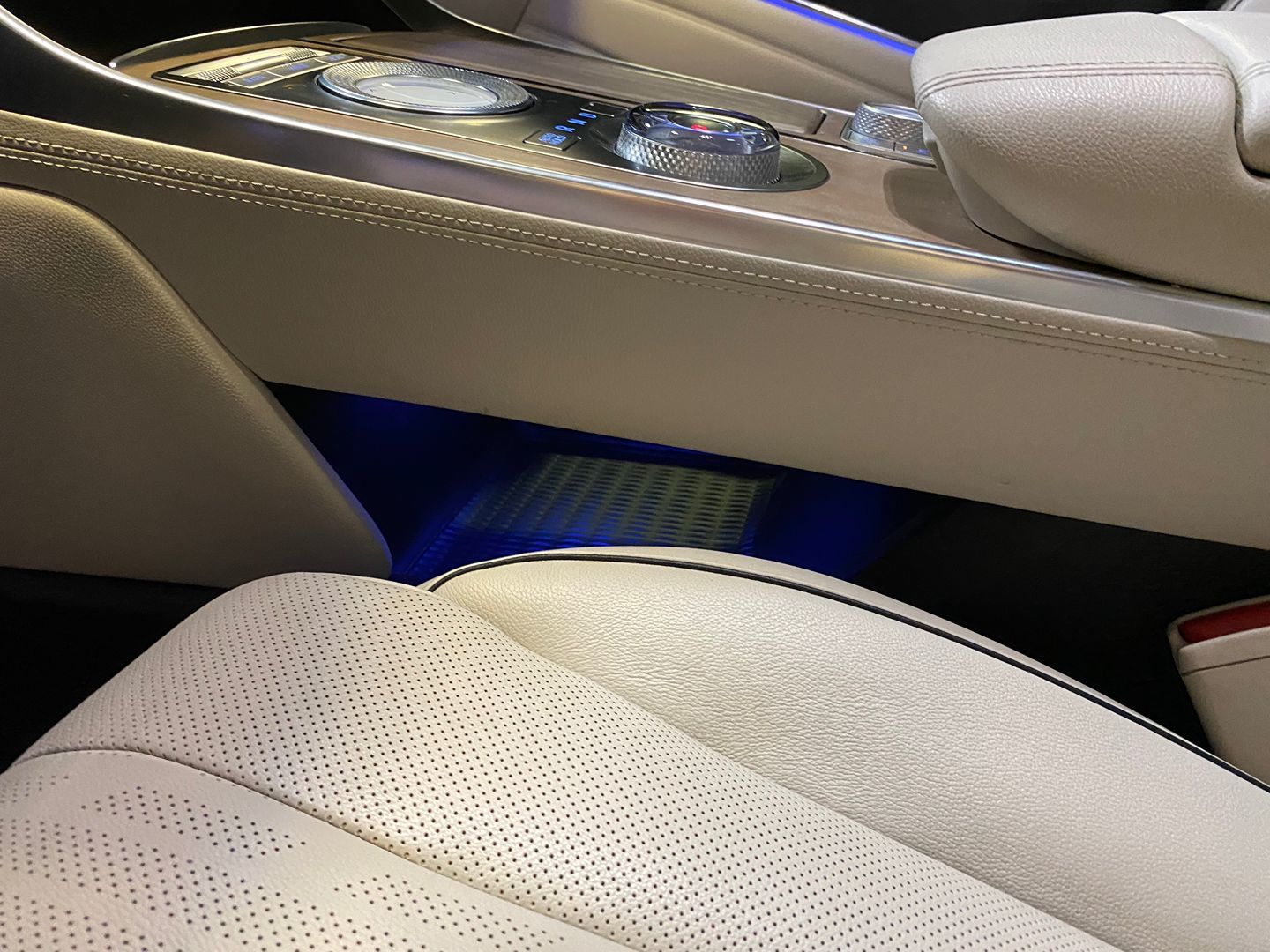2021 GENESIS GV80 Standard - Photo 18