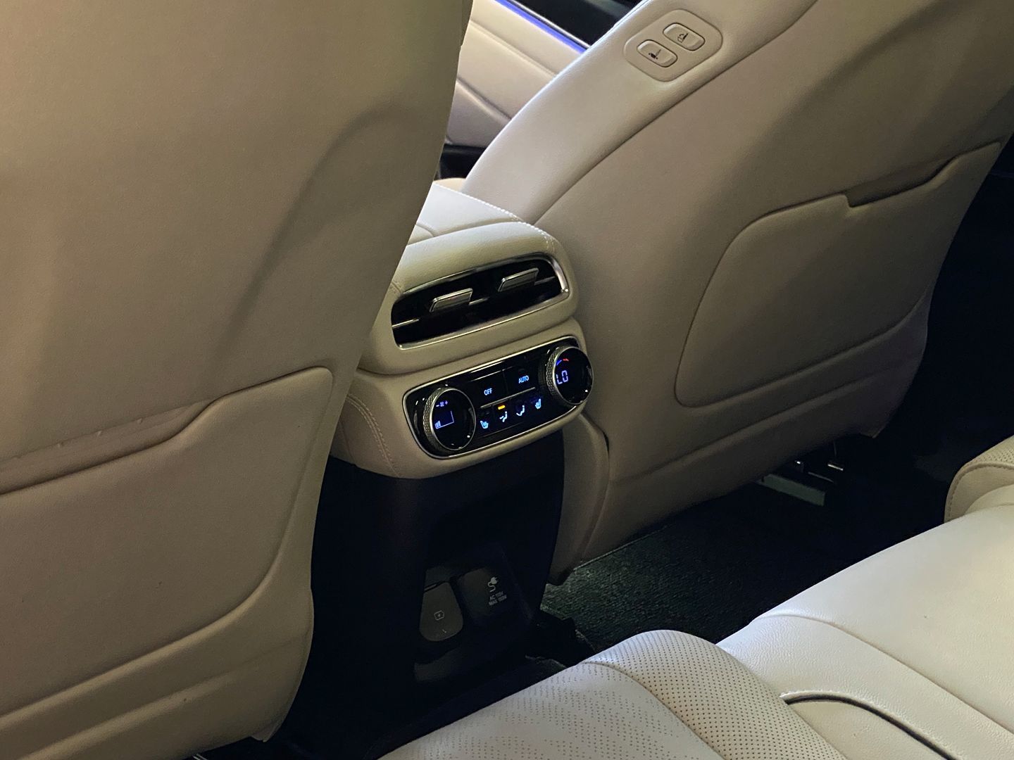 2021 GENESIS GV80 Standard - Photo 36