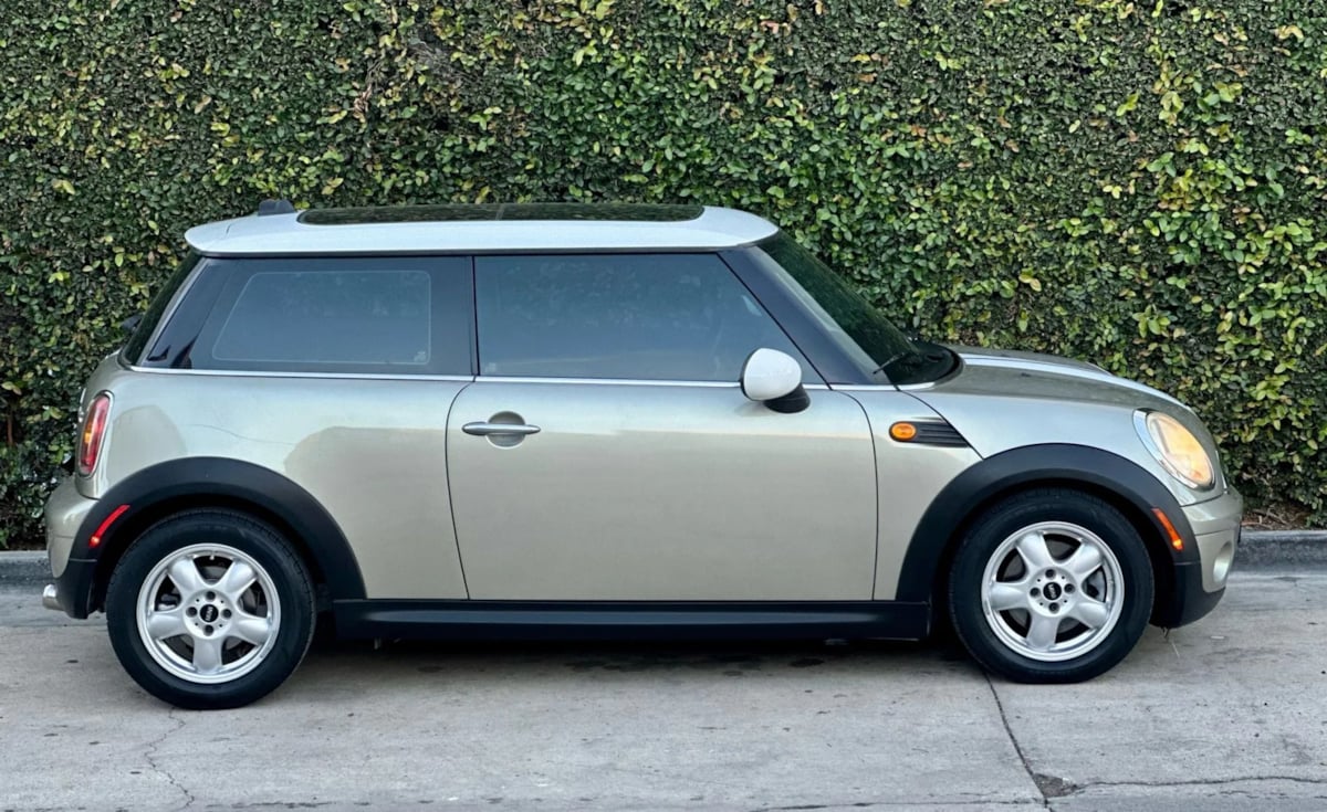 2009 MINI Cooper Base - Photo 4