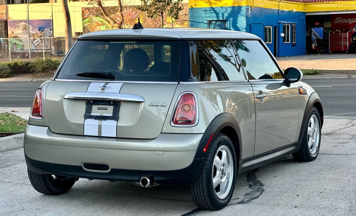 2009 MINI Cooper Base - Photo 8