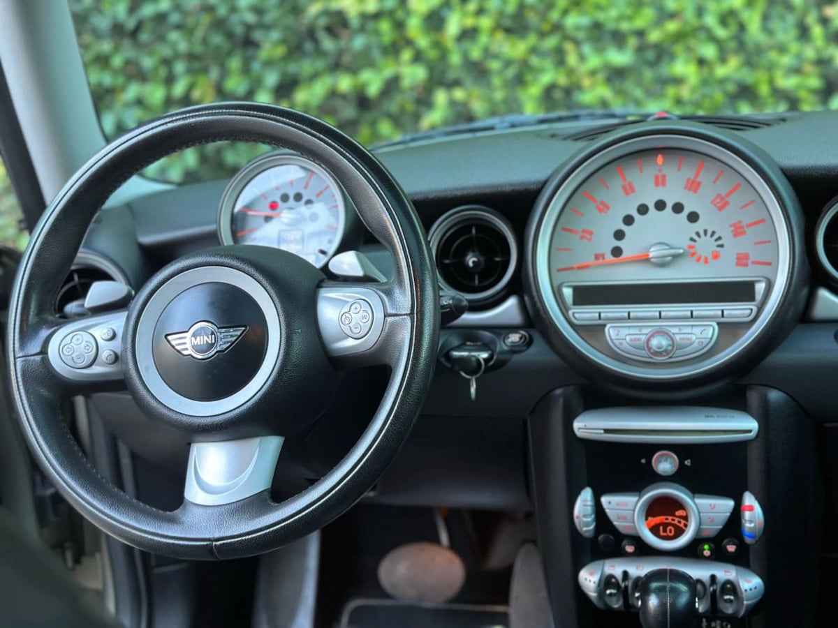 2009 MINI Cooper Base - Photo 15