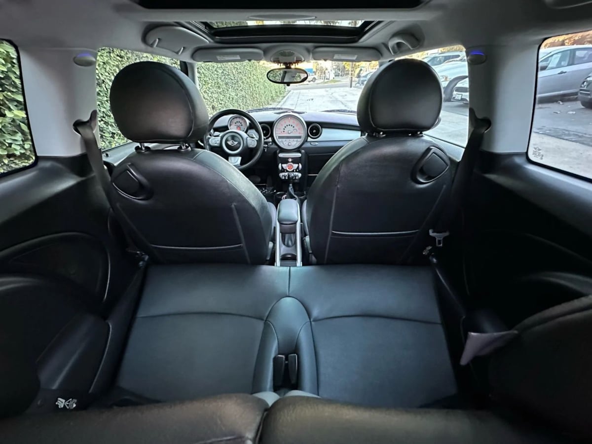 2009 MINI Cooper Base - Photo 20