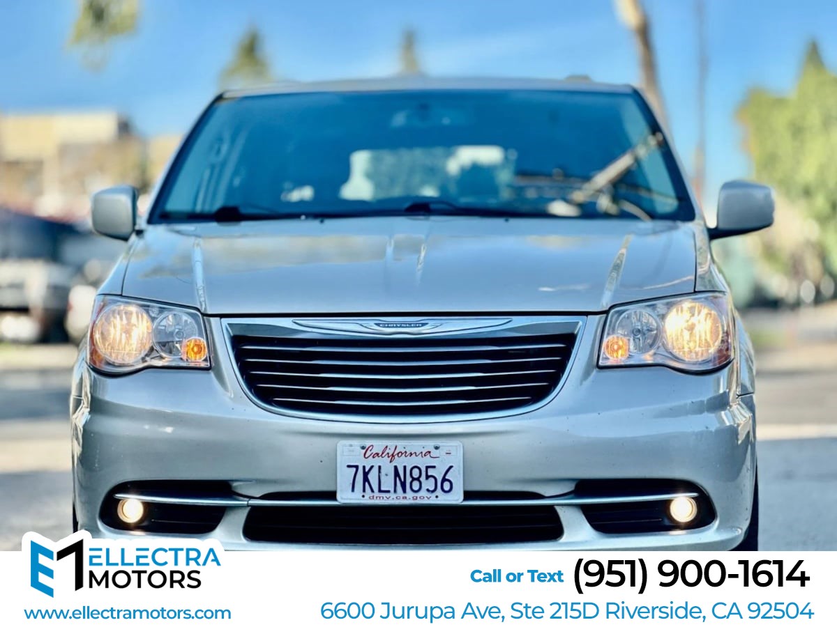 2014 Chrysler Town & Country