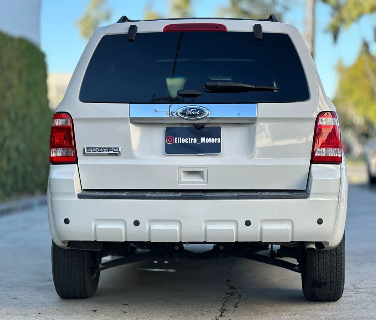 2012 Ford Escape Limited - Photo 2