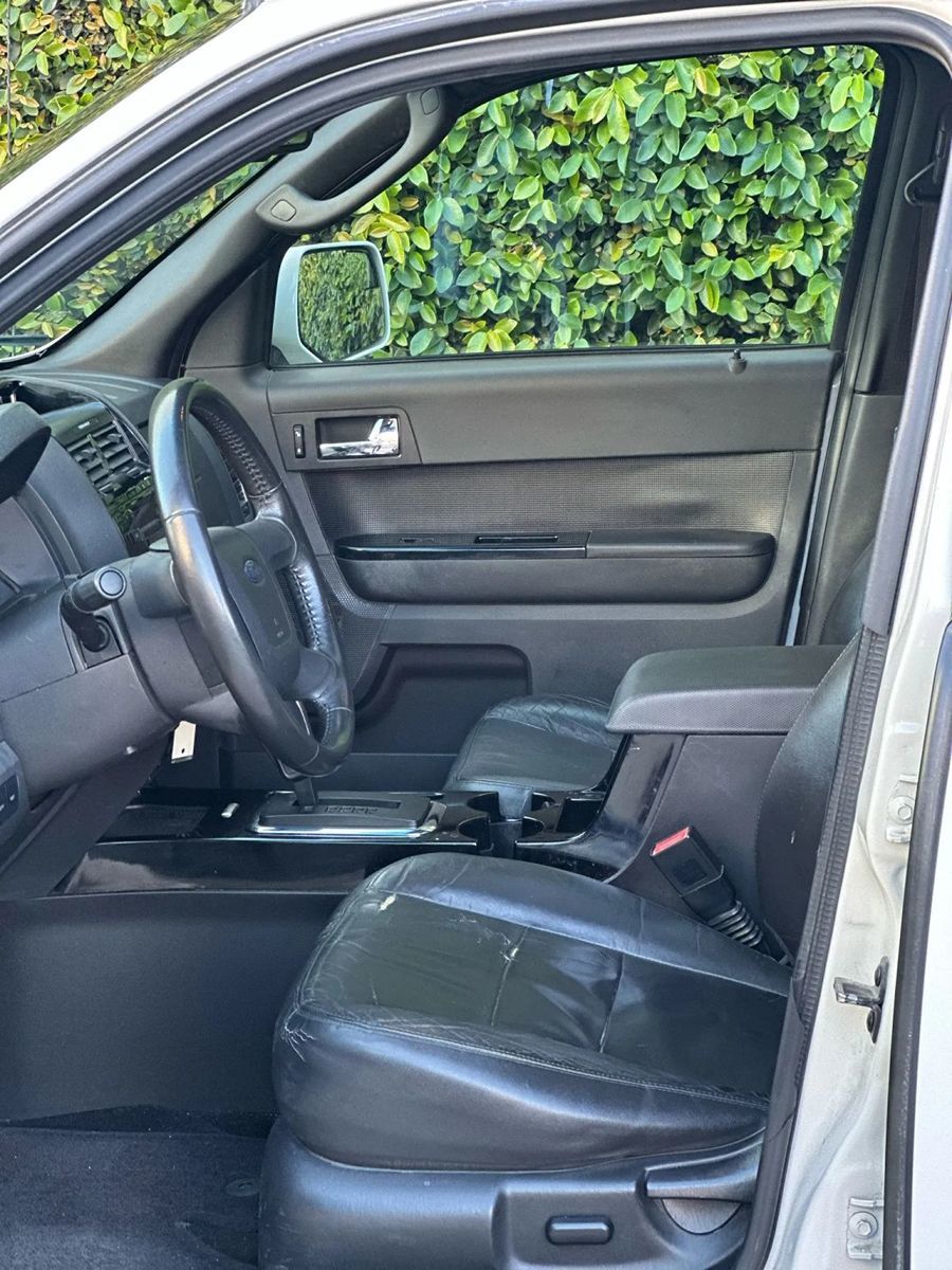 2012 Ford Escape Limited - Photo 26