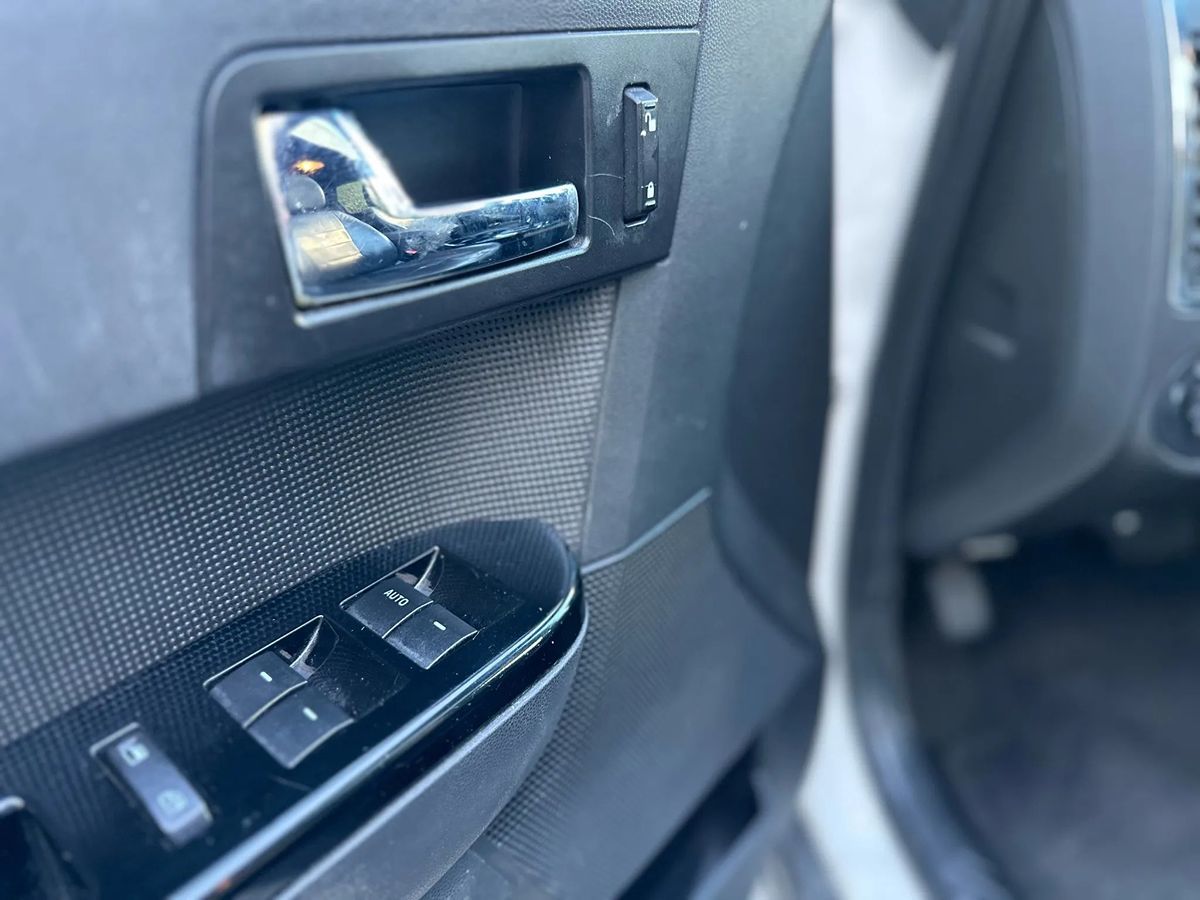 2012 Ford Escape Limited - Photo 30