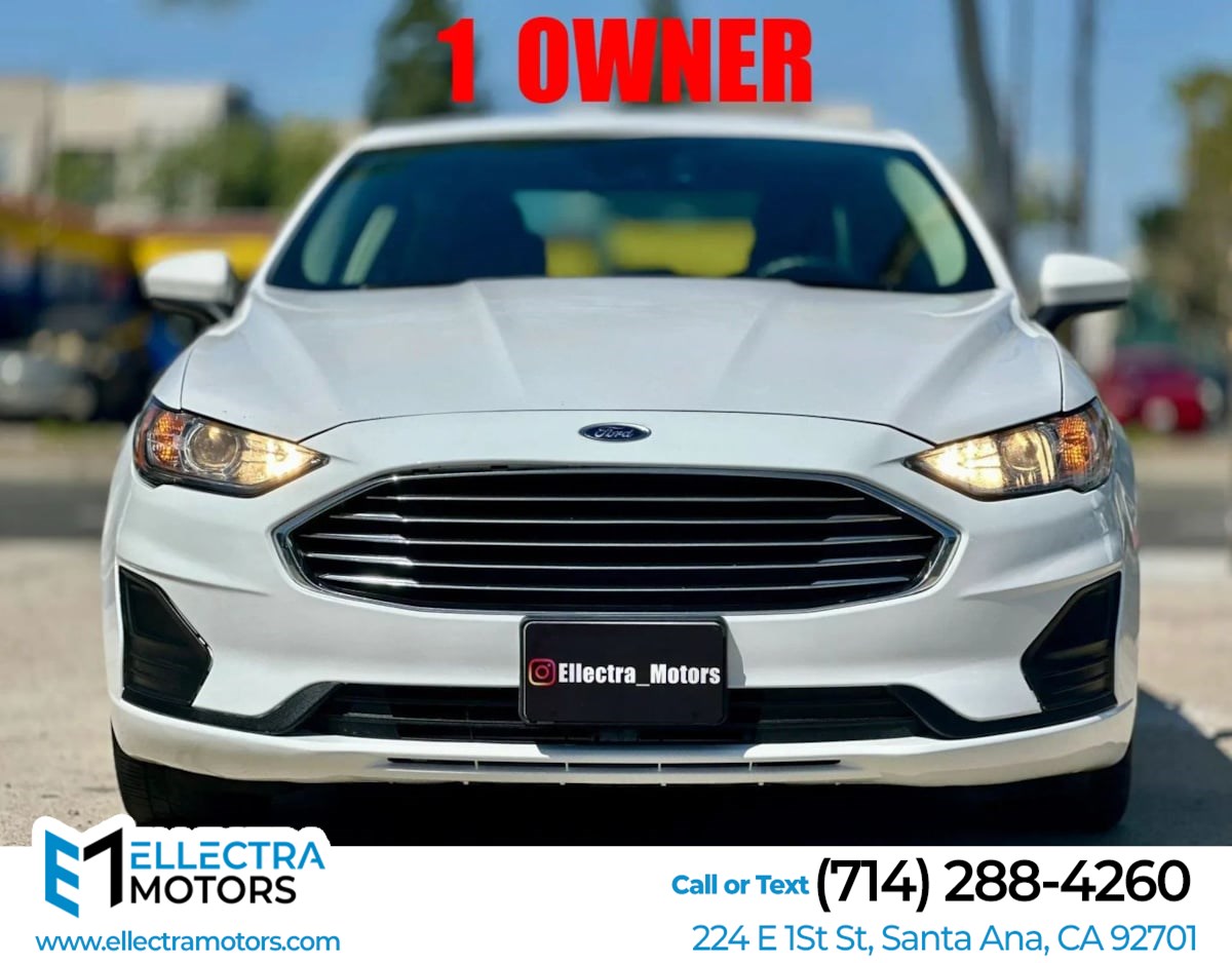 2020 Ford Fusion SE FWD's photo