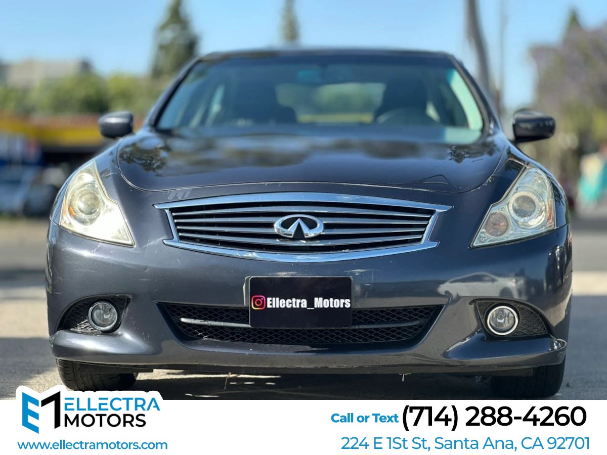 2010 INFINITI G 37 Journey's photo
