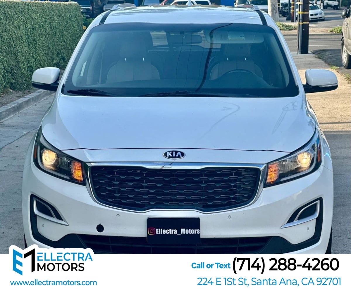 2019 Kia Sedona EX's photo