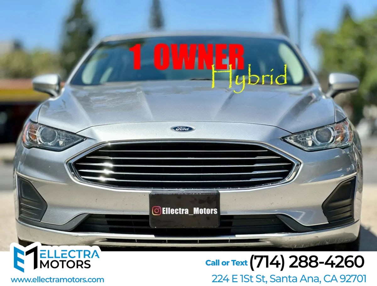 2020 Ford Fusion SE FWD photo