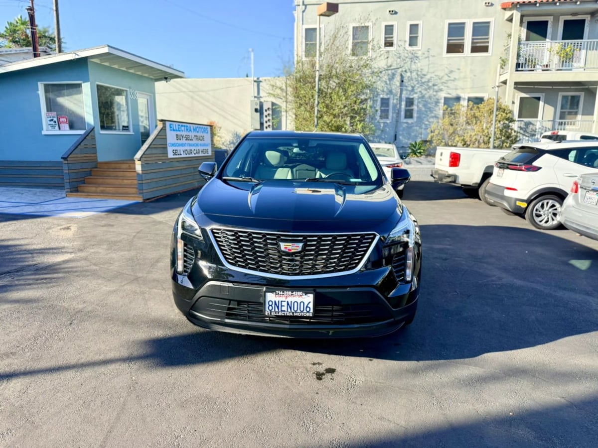 2019 Cadillac XT4 Luxury - Photo 2