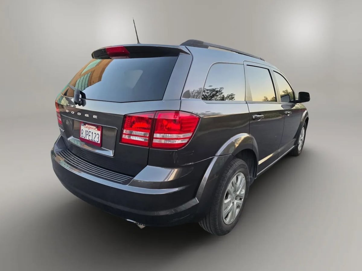 2018 Dodge Journey SE - Photo 4