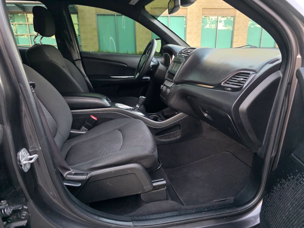 2018 Dodge Journey SE - Photo 12