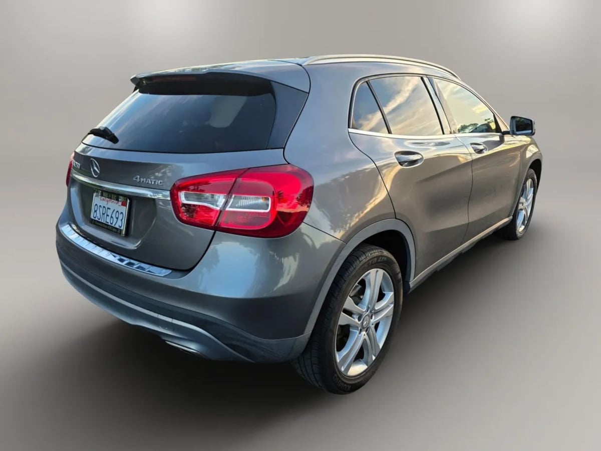 2017 Mercedes-Benz GLA-Class GLA250 - Photo 4