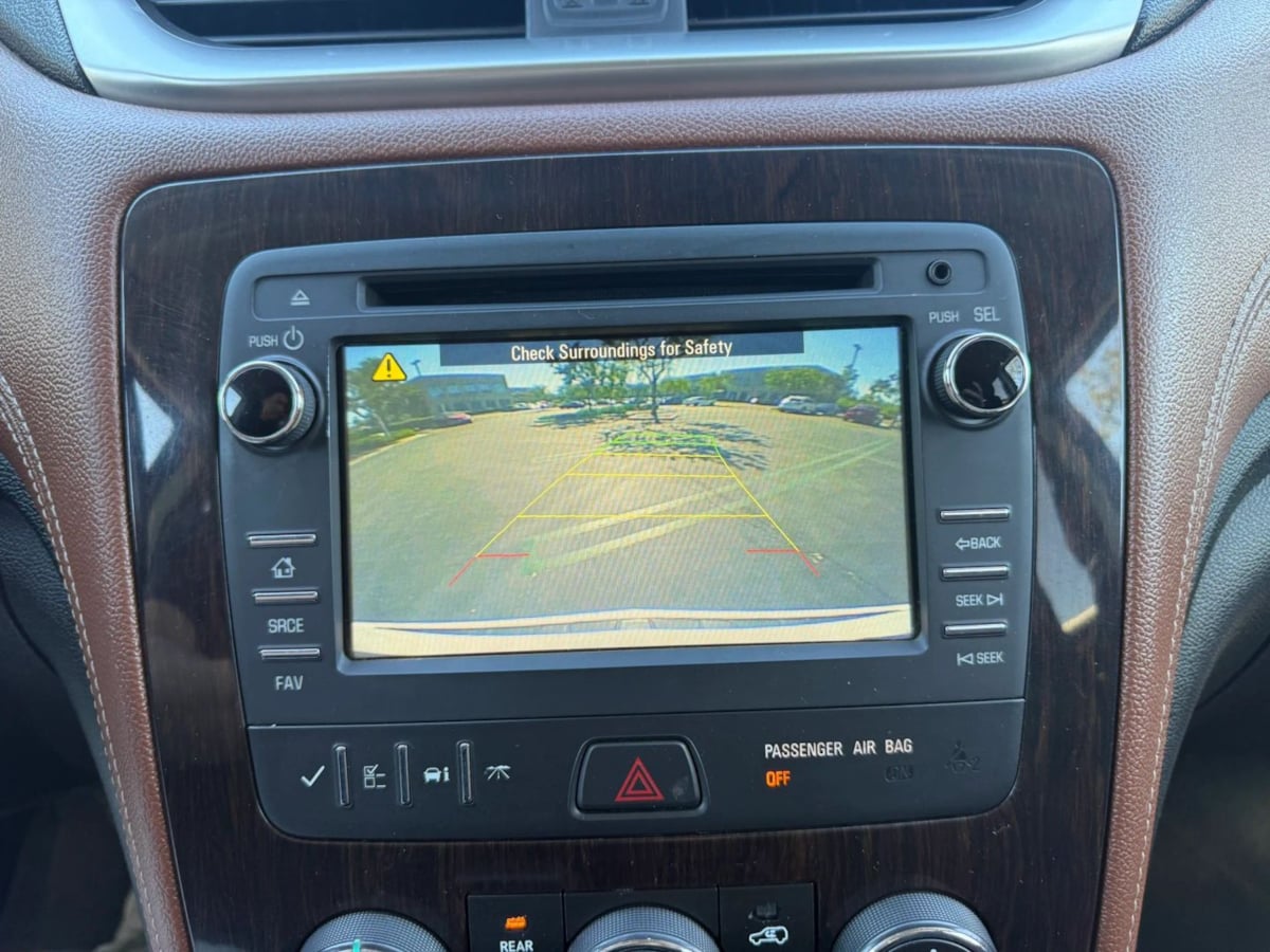 2016 Chevrolet Traverse 1LT - Photo 26