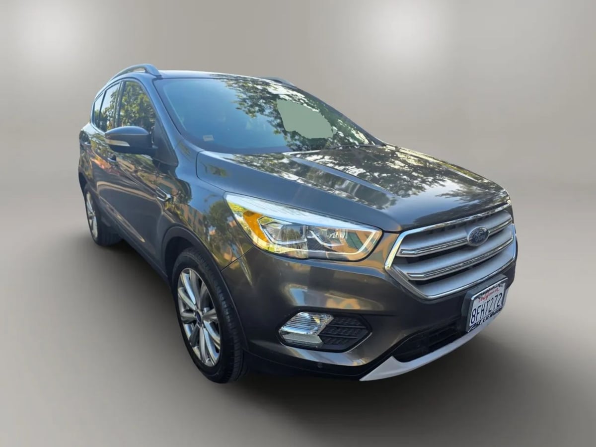 2018 Ford Escape Titanium - Photo 2