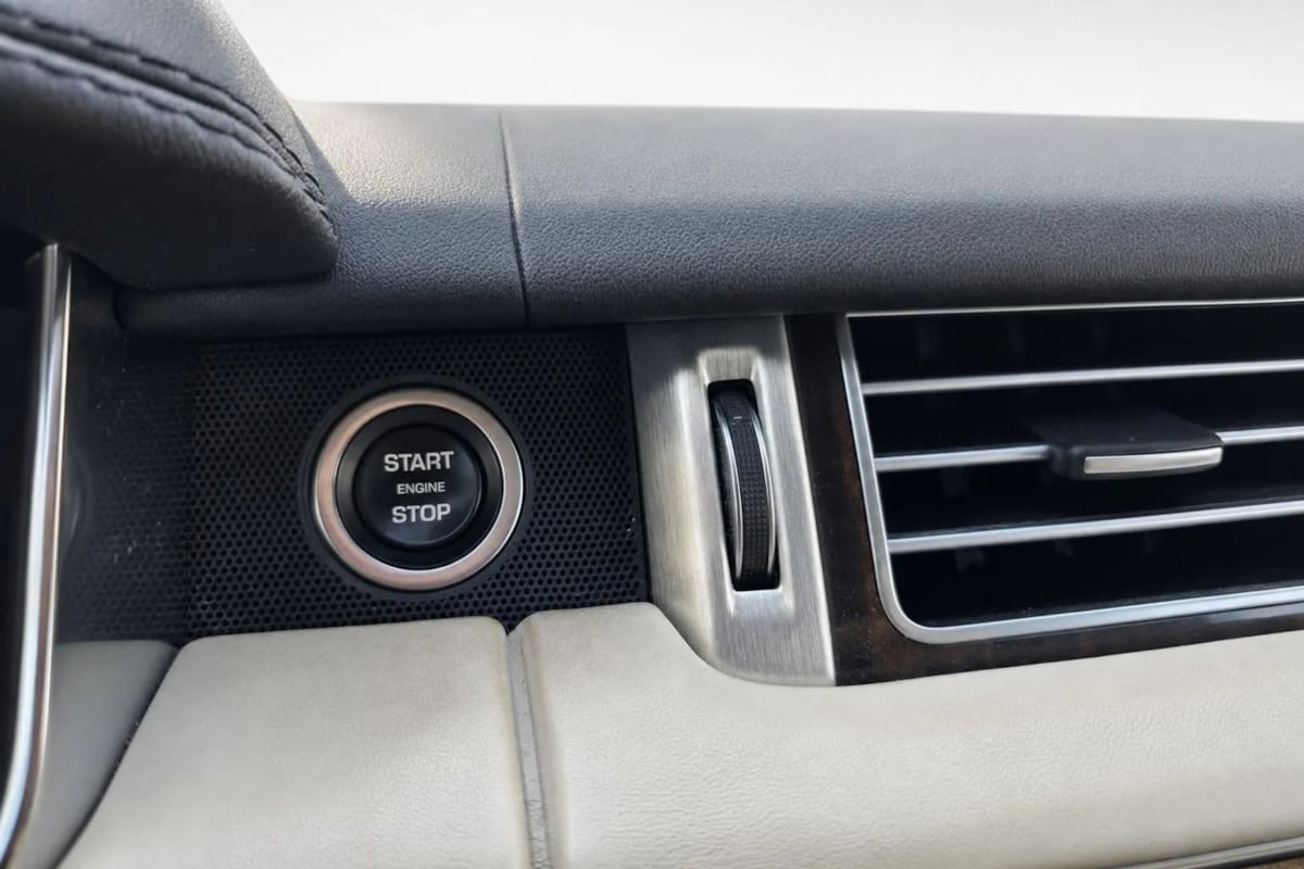 Land Rover Range Rover photo 46