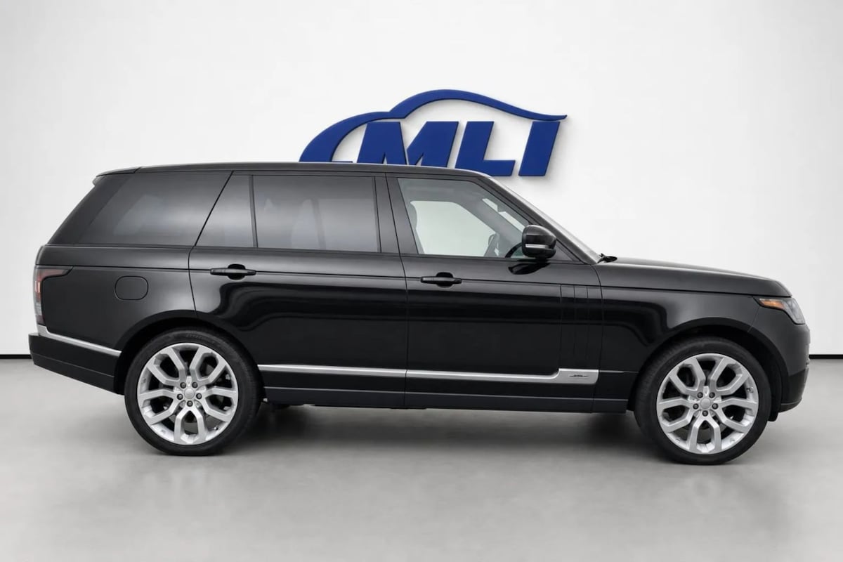 Photo 5 of this Land Rover Range Rover