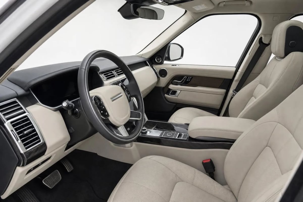Photo 44 of this Land Rover Range Rover