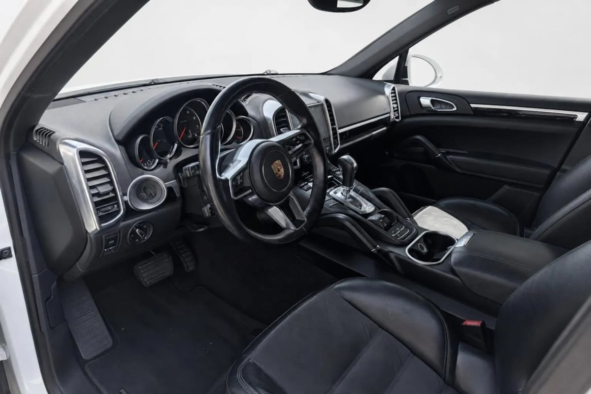 Porsche Cayenne photo 11