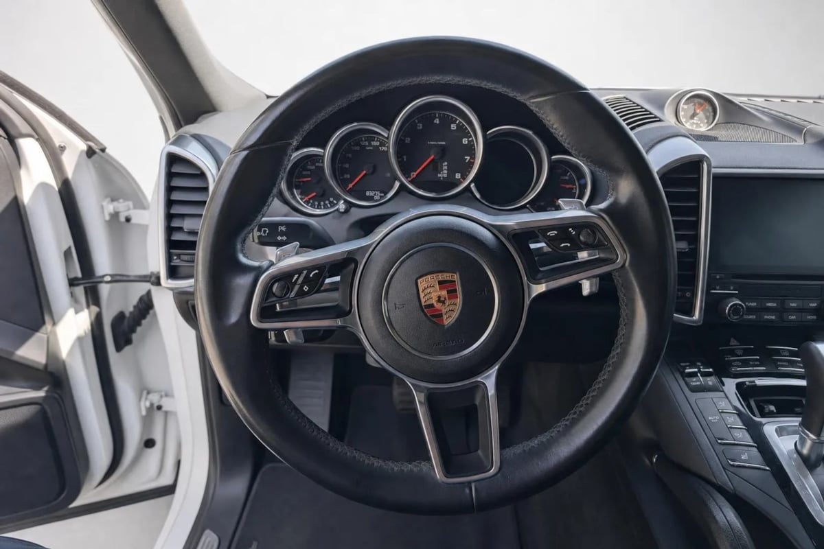 Porsche Cayenne photo 24