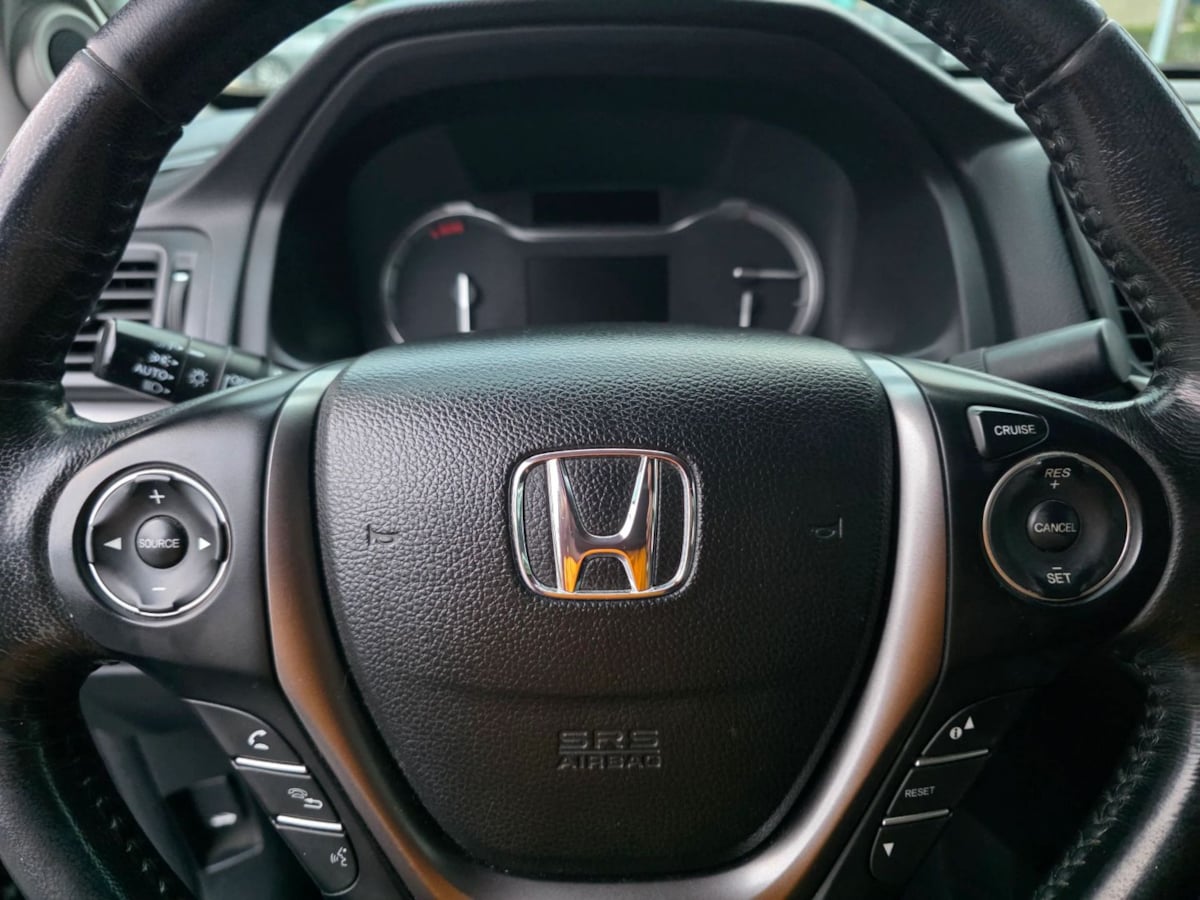 Photo 21 of this Honda Ridgeline