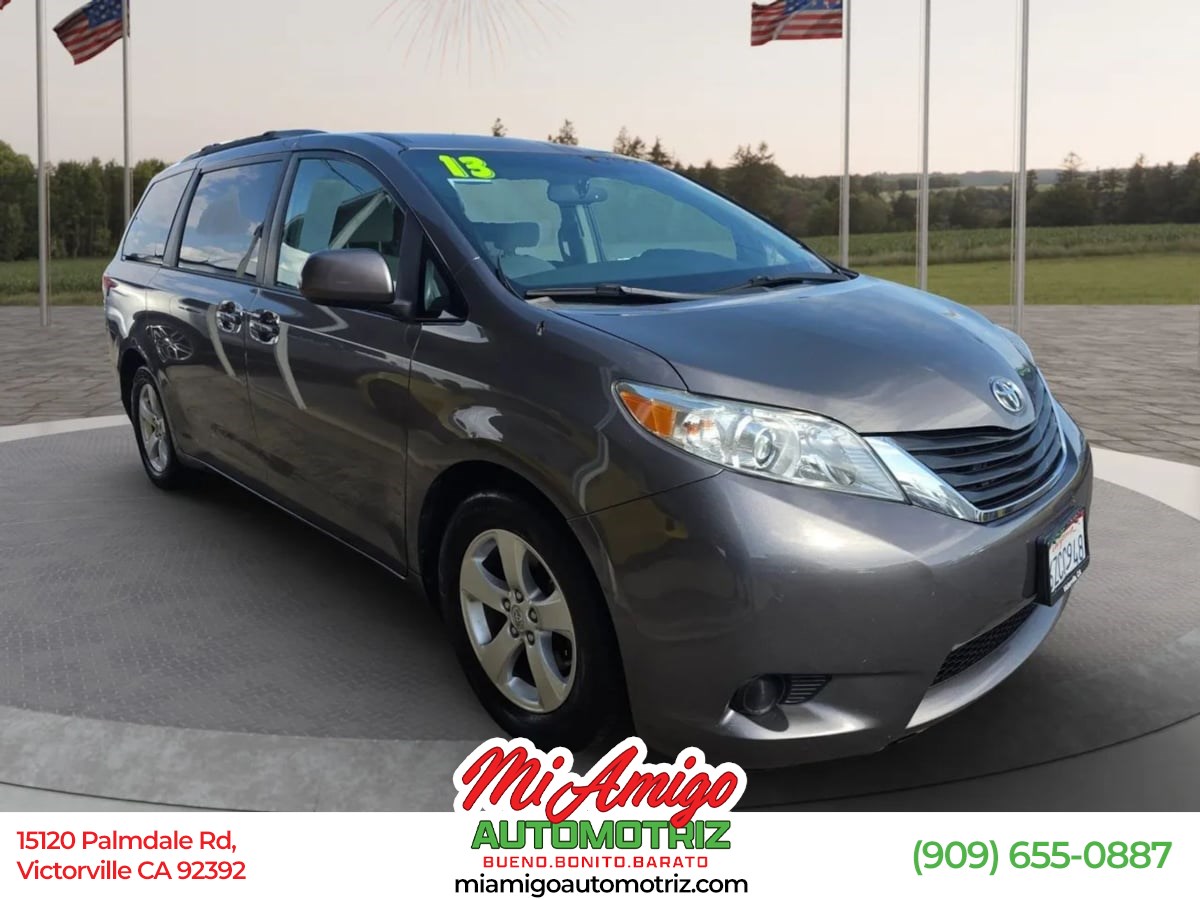 2013 Toyota Sienna LE