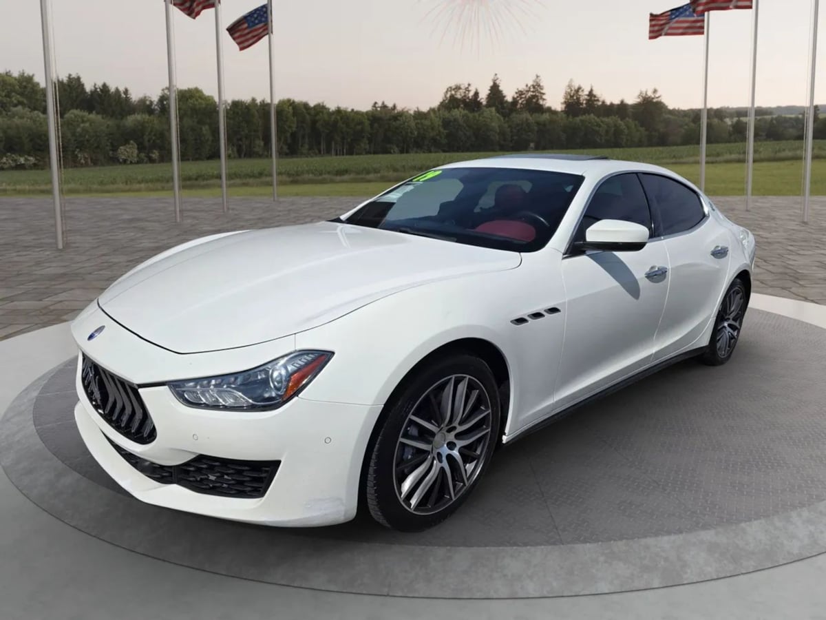 Photo 2 of this Maserati Ghibli