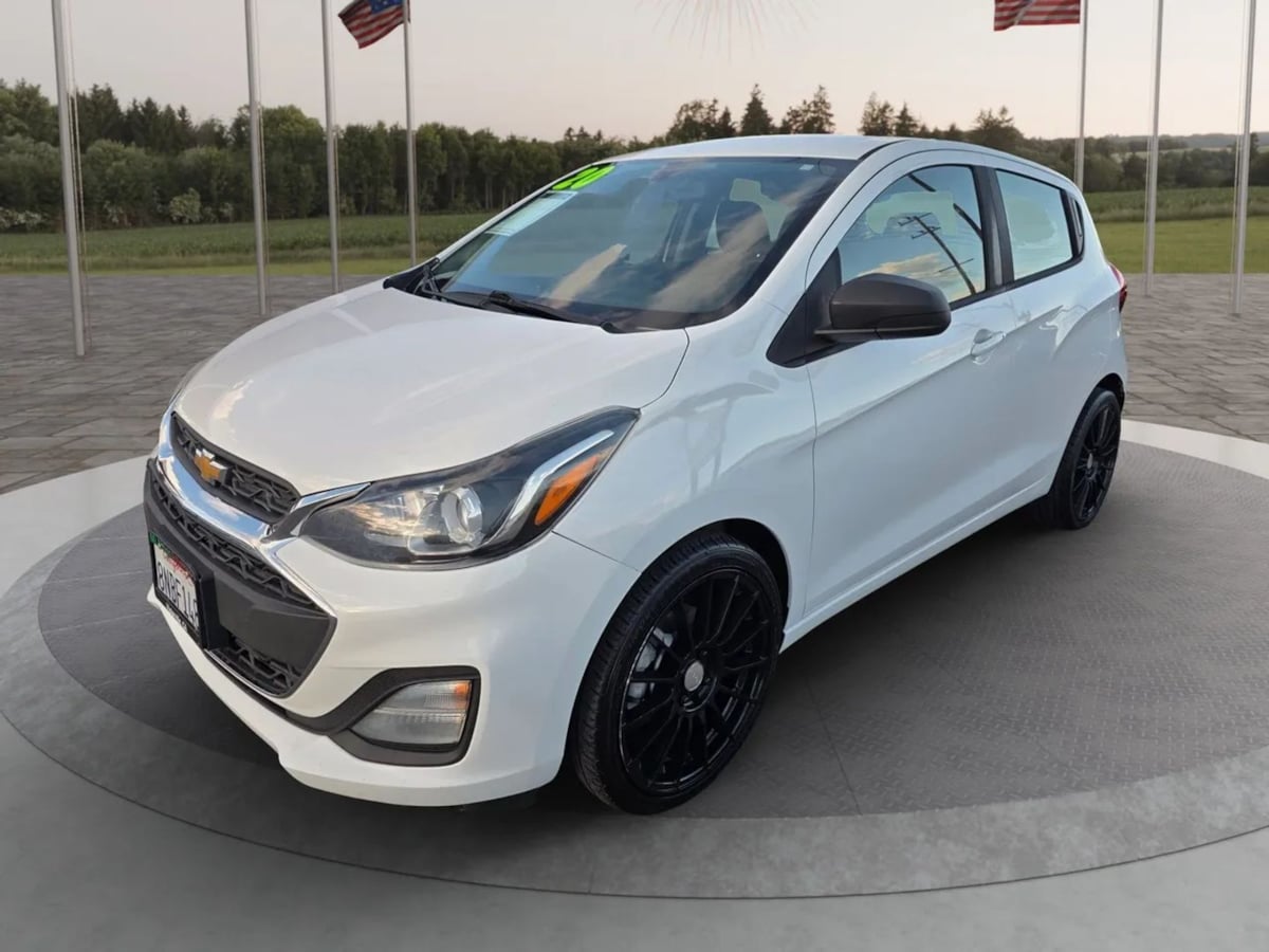 Photo 2 of this Chevrolet Spark