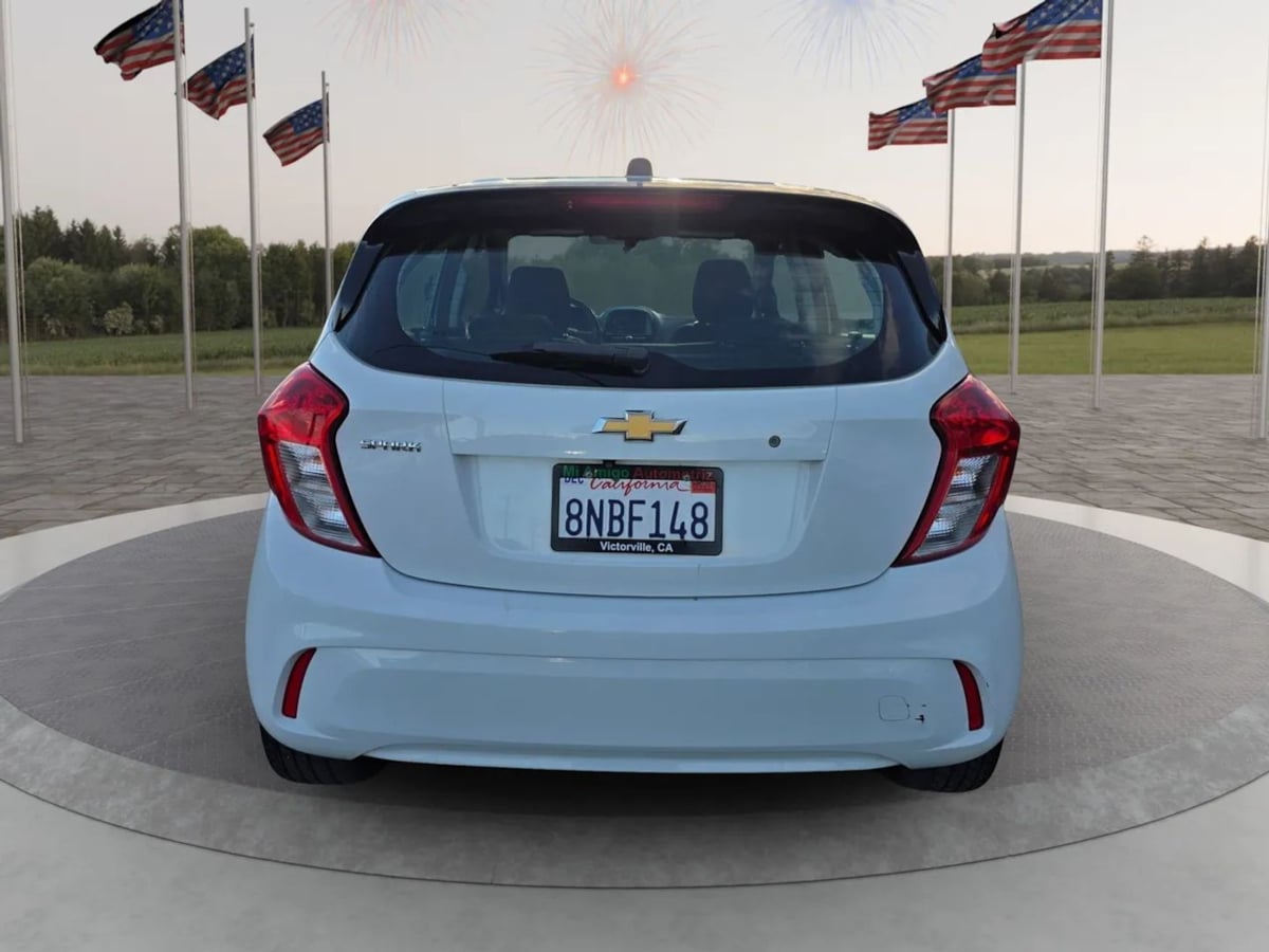 Photo 6 of this Chevrolet Spark