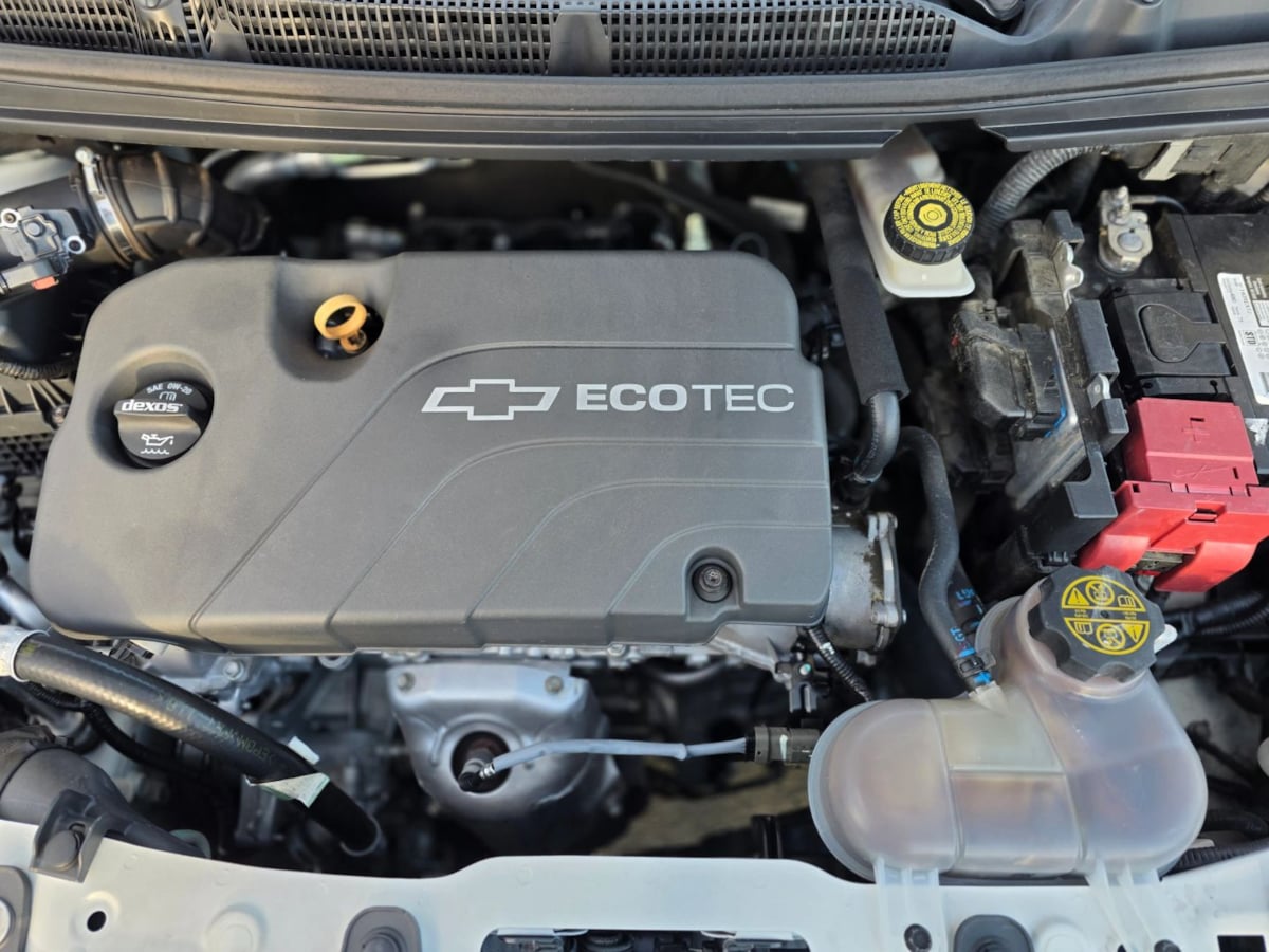 Photo 17 of this Chevrolet Spark