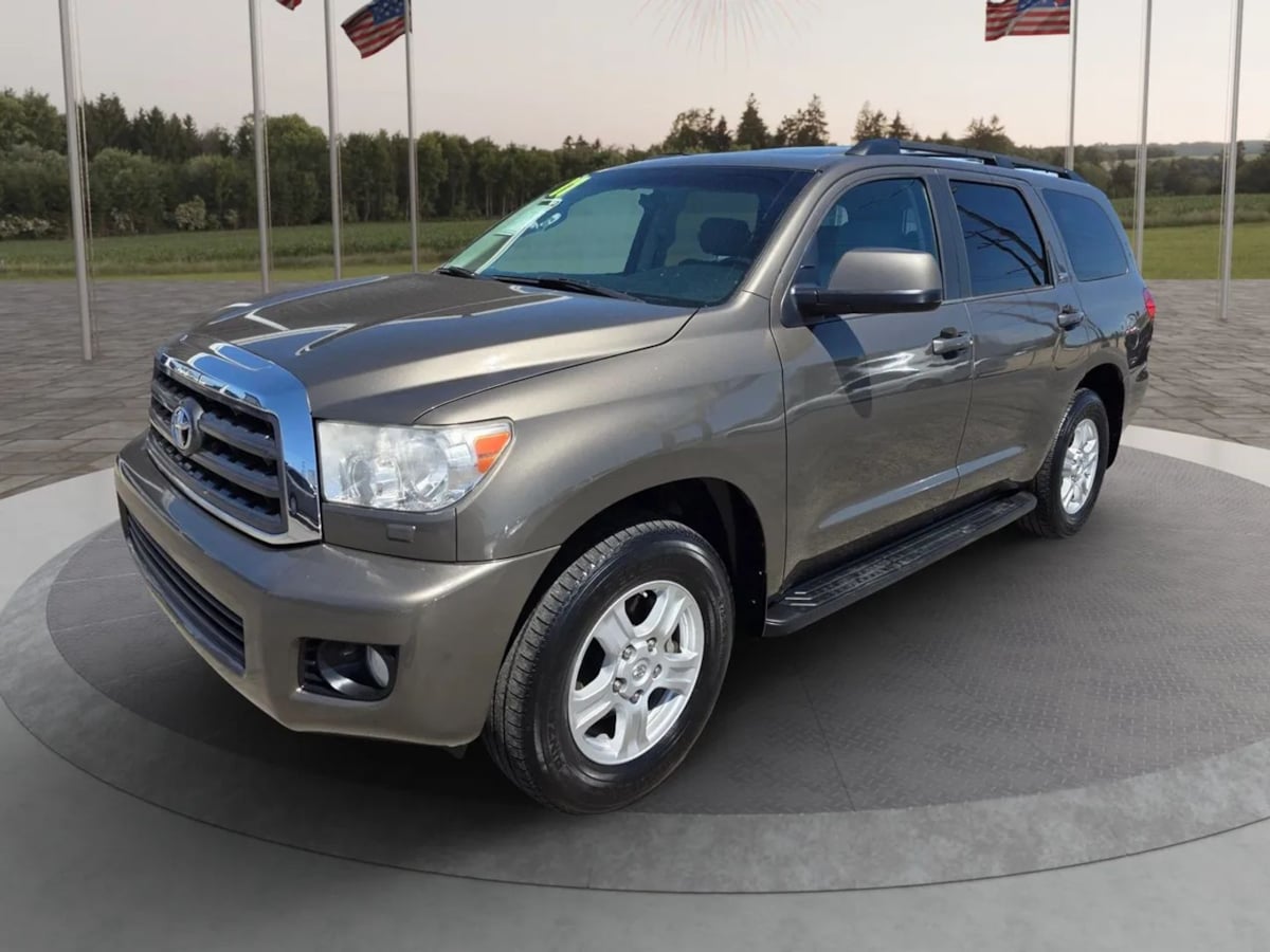 Photo 2 of this Toyota Sequoia