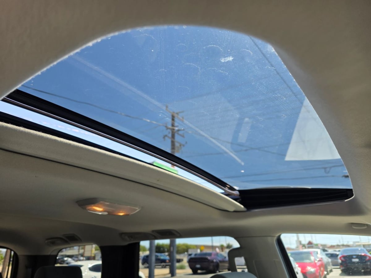 Photo 9 of this Toyota Sequoia