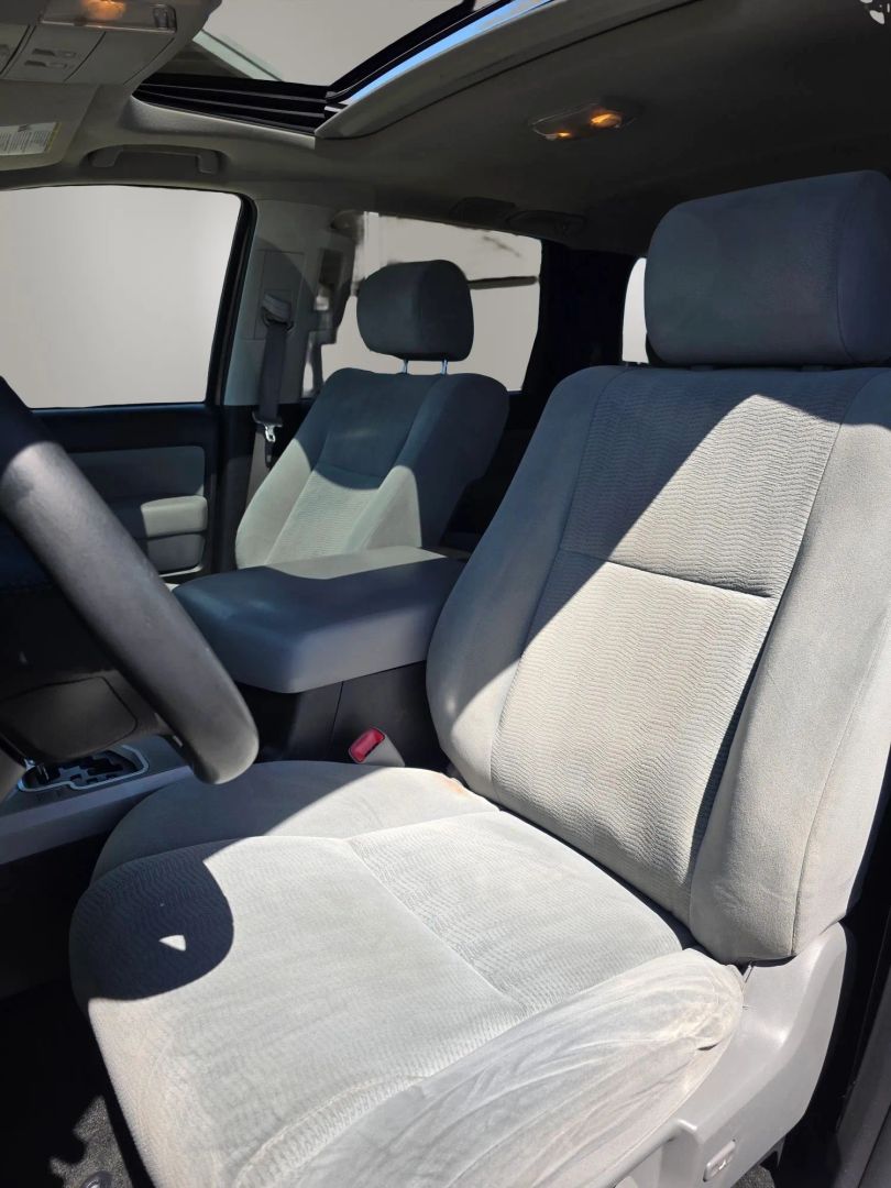 Photo 11 of this Toyota Sequoia