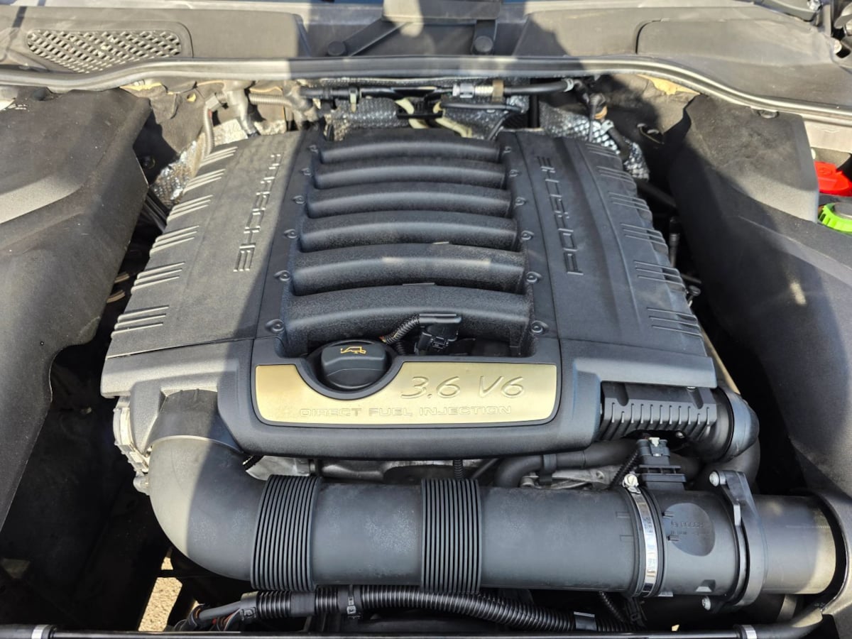 2018 Porsche Cayenne Platinum Edition - Photo 16