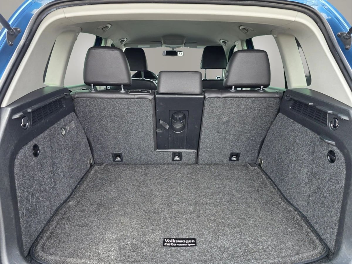 Photo 16 of this Volkswagen Tiguan