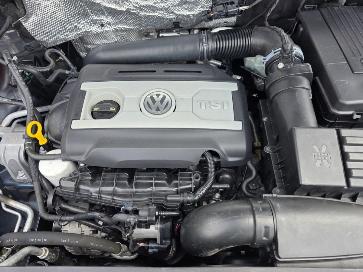 Photo 17 of this Volkswagen Tiguan