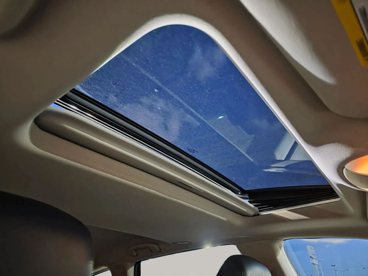 Photo 8 of this INFINITI QX60