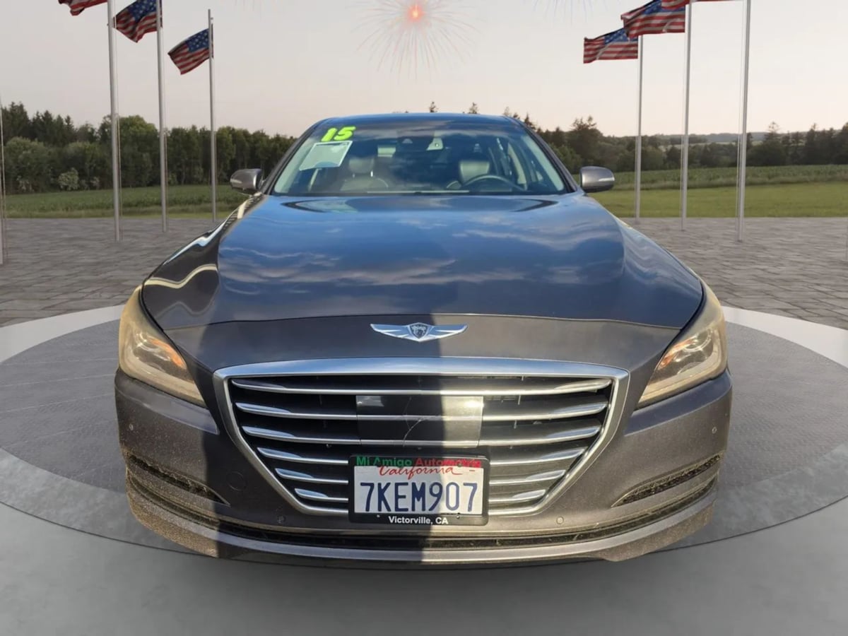 Photo 3 of this Hyundai Genesis