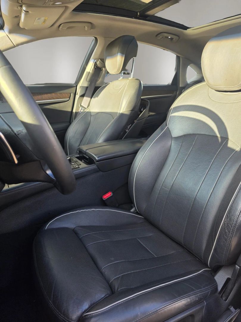 Photo 10 of this Hyundai Genesis