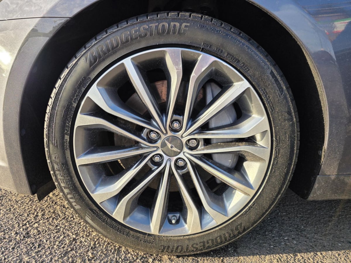 Photo 18 of this Hyundai Genesis