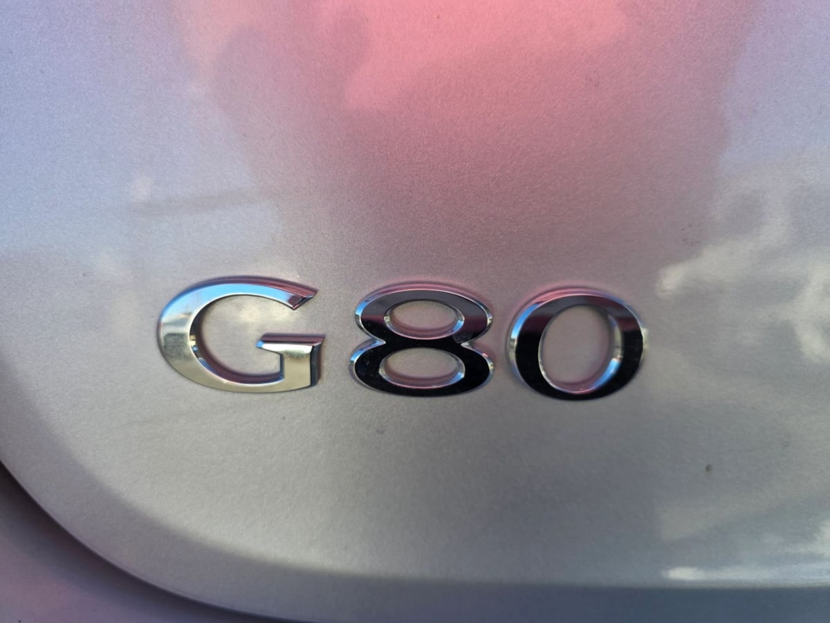 Photo 7 of this Hyundai Genesis