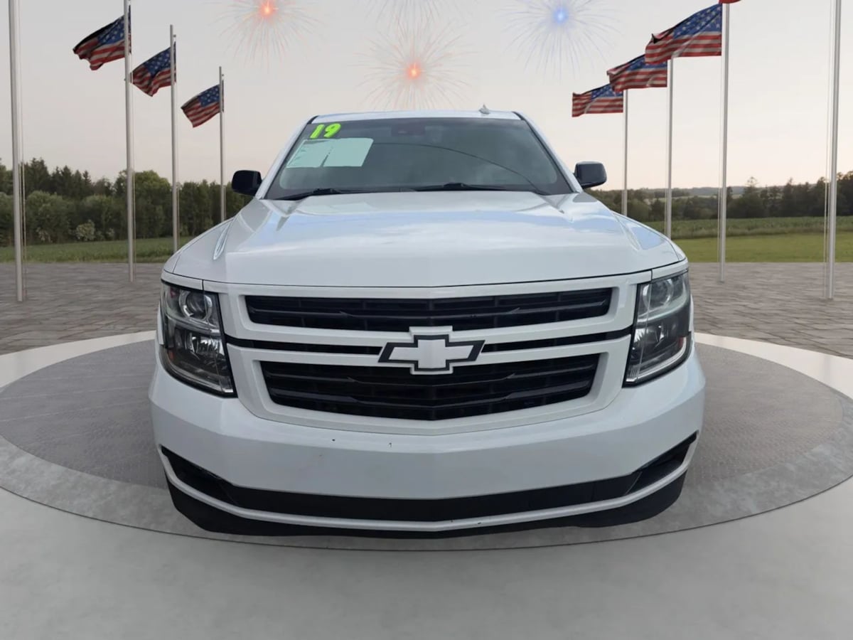 Photo 3 of this Chevrolet Suburban