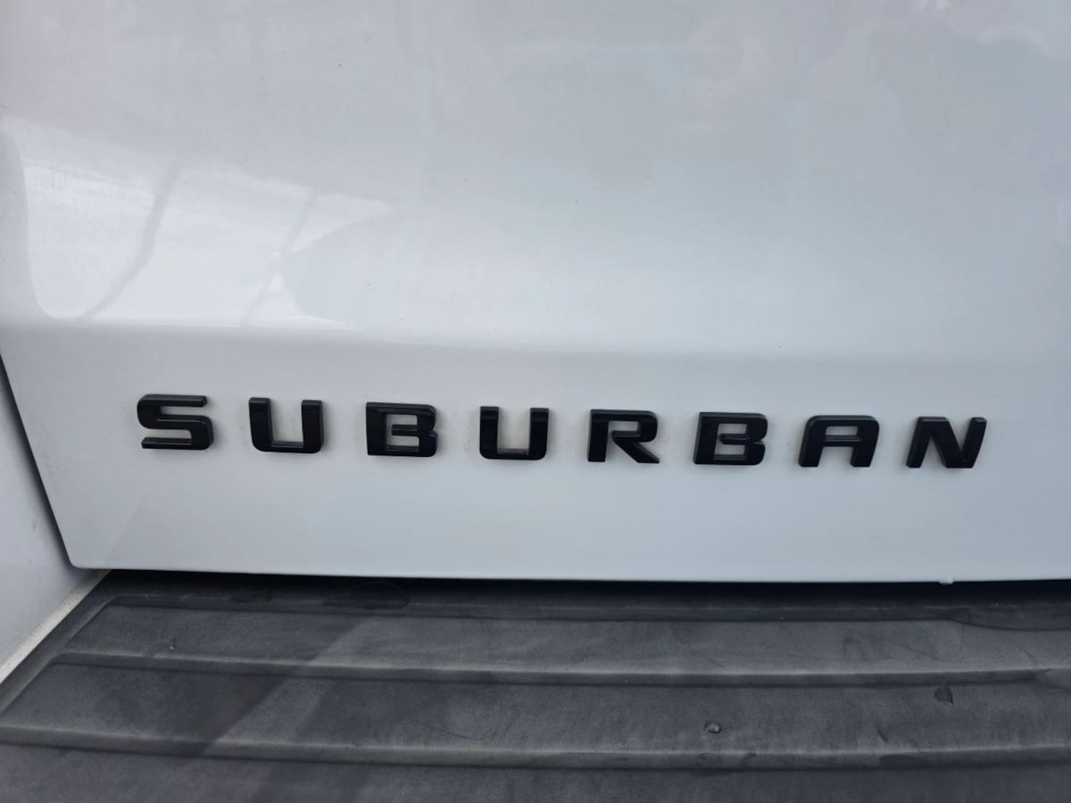 Photo 7 of this Chevrolet Suburban