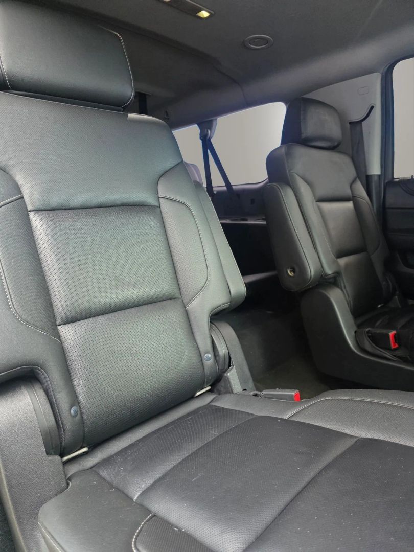 Photo 14 of this Chevrolet Suburban