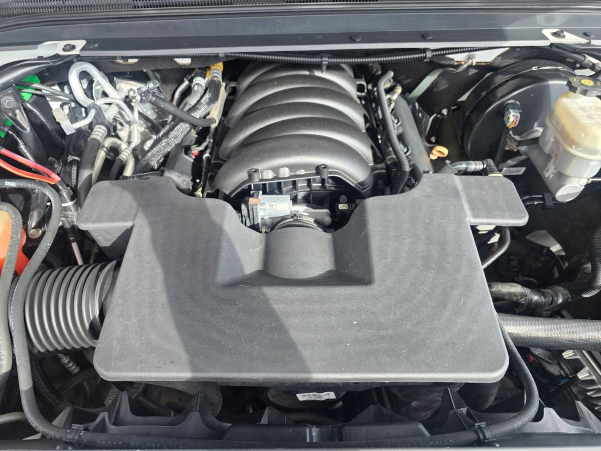 Photo 19 of this Chevrolet Suburban