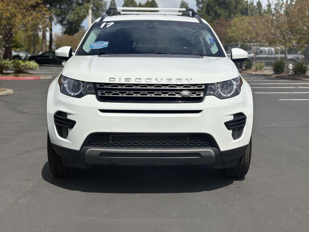 2017 Land Rover Discovery Sport SE - Photo 2