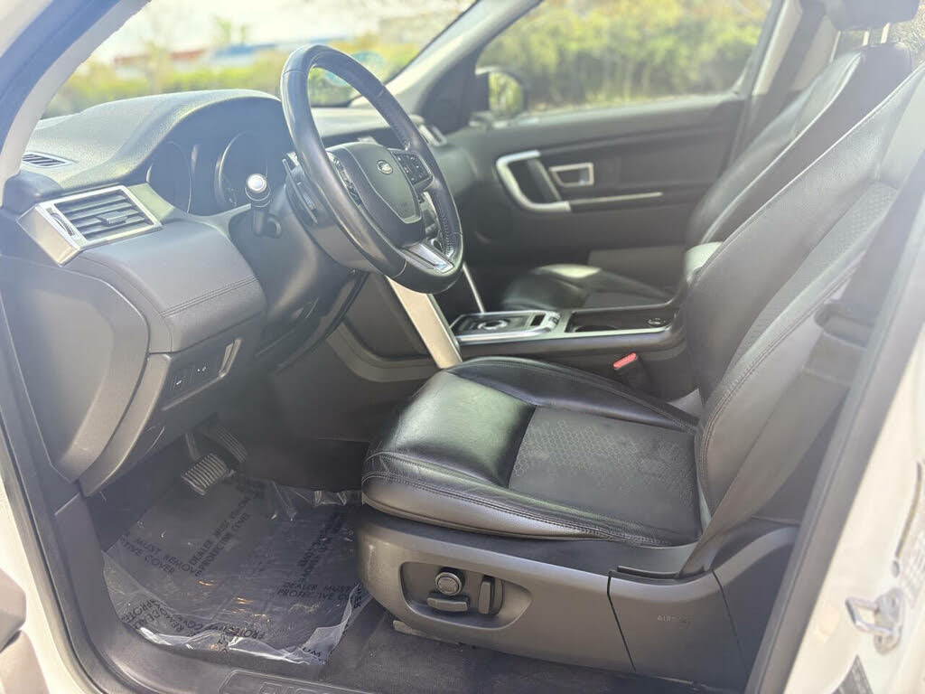 2017 Land Rover Discovery Sport SE - Photo 12