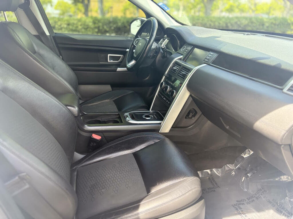 2017 Land Rover Discovery Sport SE - Photo 19