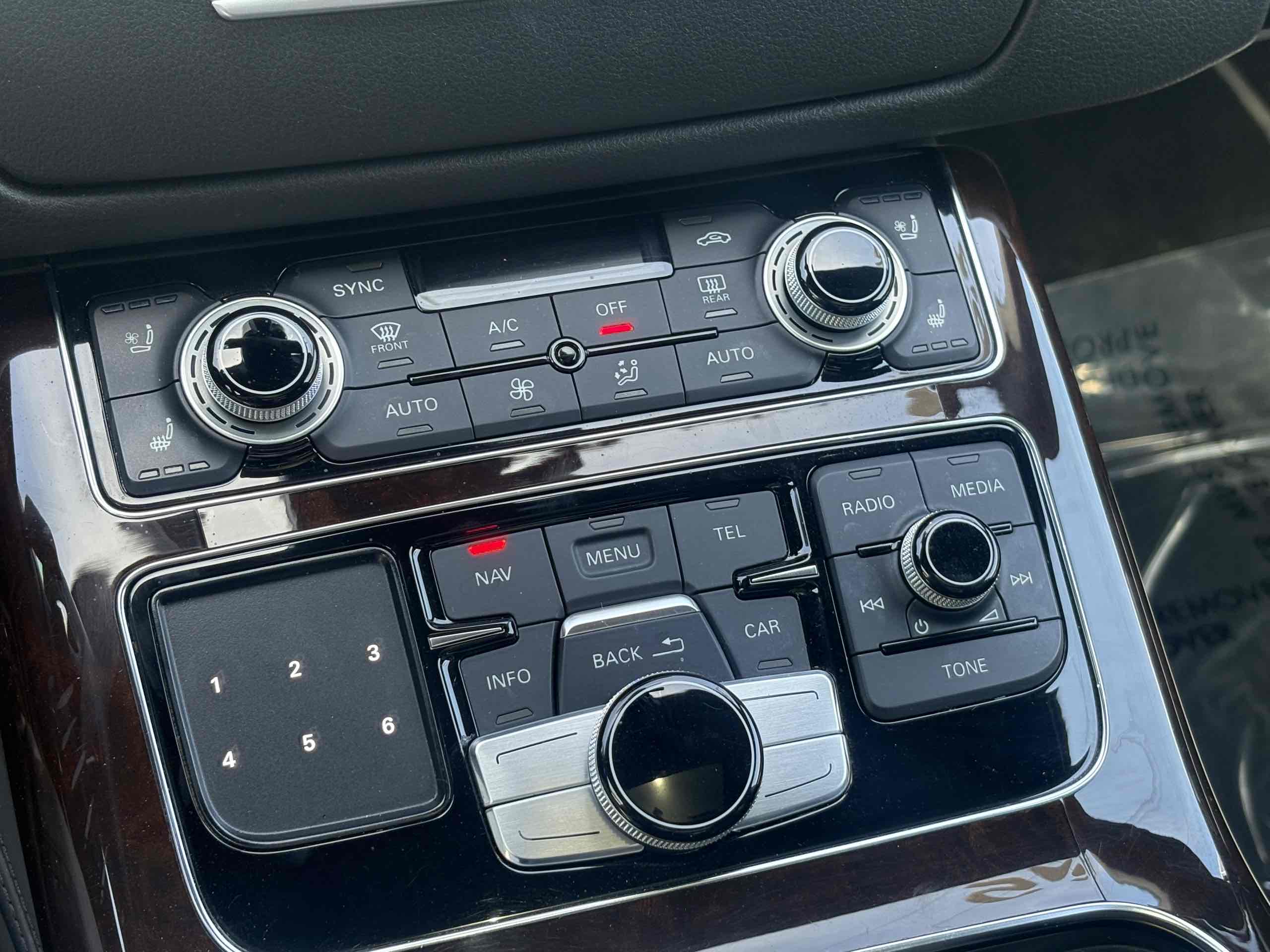 2015 Audi A8 Base - Photo 20